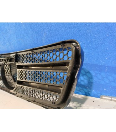 AZ PARRILLA MERCEDES W204 07-11 LOOK AMG NEGRO BRILLO R022019C1