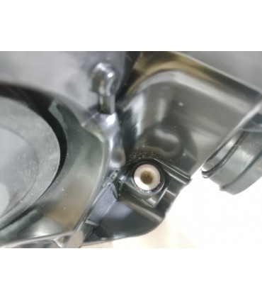 HG FARO DCH FORD FOCUS IV 11-14 FONDO CROMO R017007C1