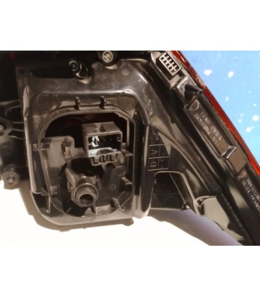 UF PILOTOS VOLKSWAGEN VW GOLF 7 12-17 LOOK GTI INTERMITENTE LED DINAMICO ROJO CLARO R014098C1