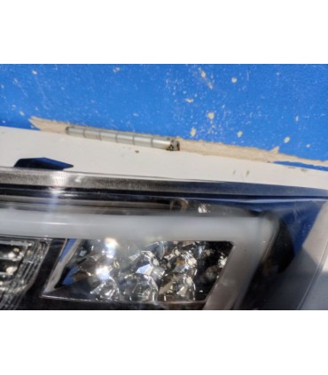 DW PILOTOS RENAULT CLIO 4 13-16 LIGHT BAR FONDO NEGRO R148393C1