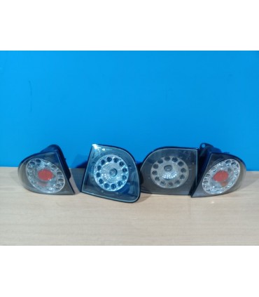 PK PILOTOS SEAT LEON 1M LED FONDO NEGRO R145492C1