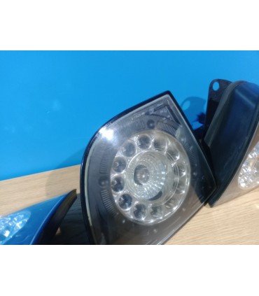 PK PILOTOS SEAT LEON 1M LED FONDO NEGRO R145492C1