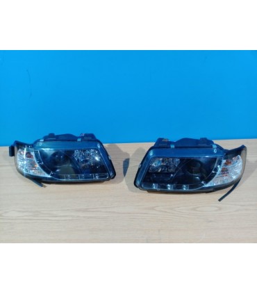 ZA FAROS AUDI A3 8L 96-00 LUZ DIURNA FONDO NEGRO R146056C1