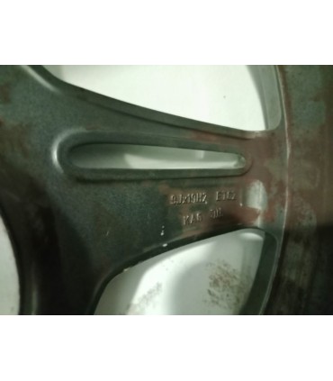 BY 4 LLANTAS ORIGINALES AMG CON NEUMATICOS R149417D1