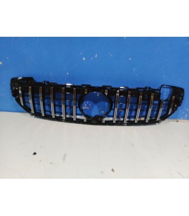 BY PARRILLA MERCEDES W206 21- LOOK AMG GT 63 PLATA C012479C1