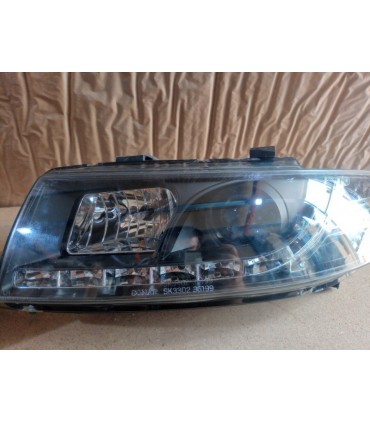 FAROS SEAT LEON 1M LUZ DIURNA FONDO NEGRO 99-05 R145670C4