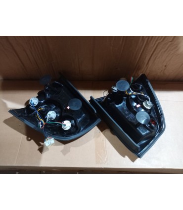 CX PILOTOS PARA OPEL ASTRA G 2P 4P 97-04 FONDO NEGRO LOOK LEXUS R145539C1