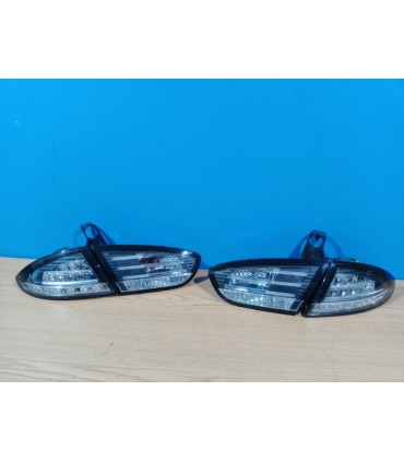 CX PILOTOS SEAT LEON 09-12 LED TIPO CELIS FONDO NEGRO R145787C1