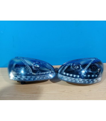 LK FAROS PARA VOLKSWAGEN VW GOLF 5 03-08 LUZ DIURNA LED NEW GENERATION NEGROS R011549C2