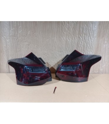 DW PILOTOS ROJOS FORD FOCUS 3 HATCHBACK 11-14 AHUMADO INTERMITENTE LED DINAMICO R011052C1