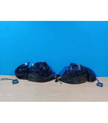 CX PILOTOS VOLKSWAGEN VW GOLF 5 03-08 LED FONDO NEGRO AHUMADO R147321C10