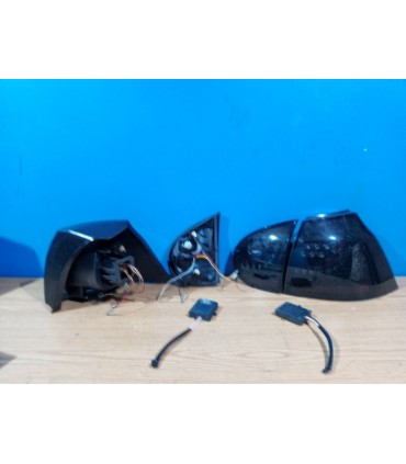 CX PILOTOS VOLKSWAGEN VW GOLF 5 03-08 LED FONDO NEGRO AHUMADO R147321C11