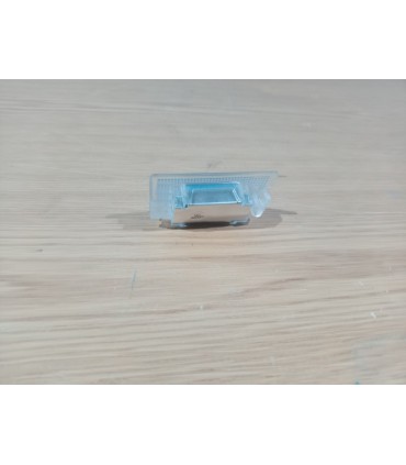 CX PLAFONES LED DE GUANTERA O MALETERO BMW E46 E90 X5 E53 E81 E82 E83 X3 E84 X1 E87 E92 MINI COOPER R50 R55 R56 R57 R6 R151705C1