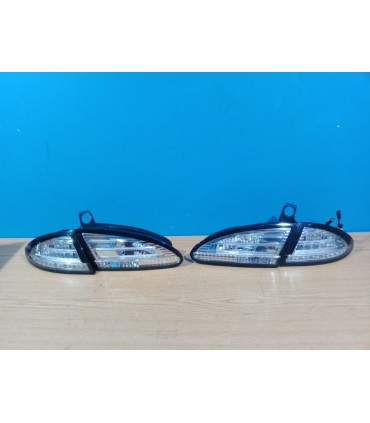 KJ PILOTOS SEAT LEON 1P 04-09 LED FONDO CROMO R147759C2