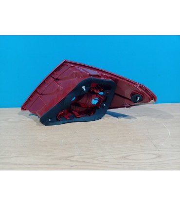 YB PILOTO IZQ PARA MERCEDES CLASE C W204 BERLINA 07-10 BLANCO ROJO R013430C1
