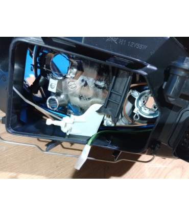 DW FARO IZQ PARA FORD FOCUS II 01-05 FONDO NEGRO R013688C1