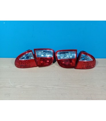 KJ PILOTOS SEAT LEON 99-05 LED ROJO CROMO R145123C1