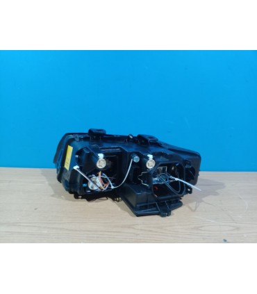 BY FARO DCH XENON AUDI A4 01-04 R018221C1