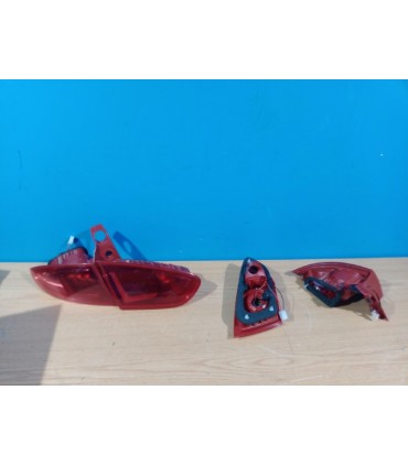 AZ PILOTOS PARA SEAT LEON 1P 09-12 LIGHT BAR ROJO AHUMADO R148336C8