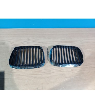 BY PARRILLA BMW E39 NEGRO CROMO R145987C1