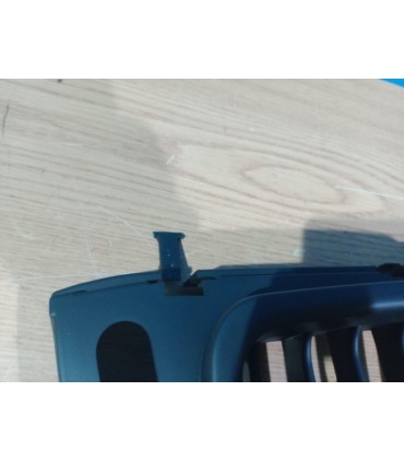 CX PARRILLAS BMW E34 94-95 NEGRO R148063C1