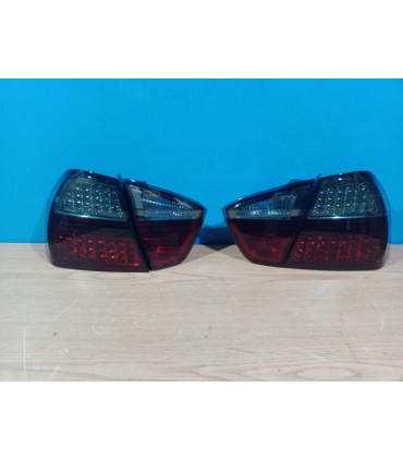 DW PILOTOS BMW E90 05-08 LED ROJO AHUMADO 4 PUERTAS R146727C1