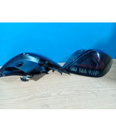 WD PILOTOS PARA OPEL ASTRA GTC 05-10 3P FULL LED NEGRO AHUMADO R012645C1
