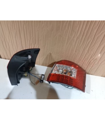 BY PILOTOS AUDI A4 B6 AVANT 00-04 LED ROJO CROMO R146583C1