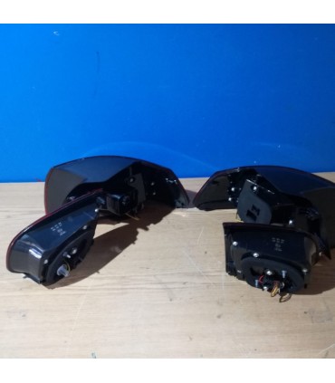 BY PILOTOS VOLKSWAGEN VW GOLF 6 08-12 LED ROJO CLARO R145843C3