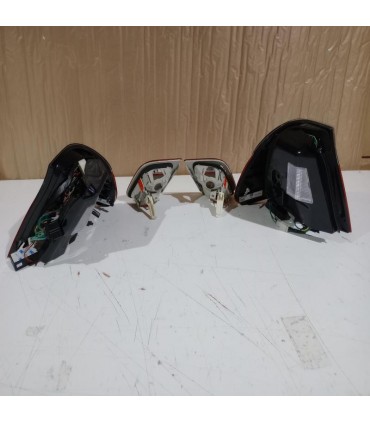 DW PILOTOS BMW E46 01-05 LED ROJO AHUMADO LOOK M3 R147436C2
