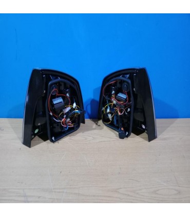 BY PILOTOS PARA SKODA OCTAVIA 04-13 LIGHT BAR FONDO NEGRO R148310C1