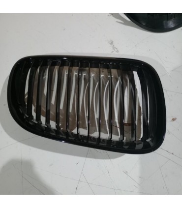 BY PARRILLAS BMW E92 E93 10-14 NEGRO MATE R010686C1