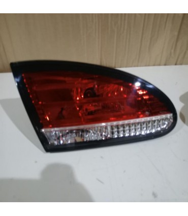 CX PILOTOS SEAT LEON 04-09 1P LED ROJO CROMO R145494C4
