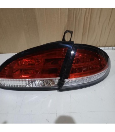 CX PILOTOS SEAT LEON 04-09 1P LED ROJO CROMO R145494C4