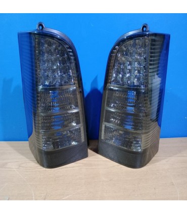 DW PILOTOS MERCEDES VITO W638 95-03 LED FONDO CROMO AHUMADO R145303C1