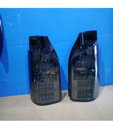 DW PILOTOS VOLKSWAGEN VW TRANSPORTER T5 2P 03-09 LOOK TUNING LED FONDO NEGRO AHUMADO R147767C1