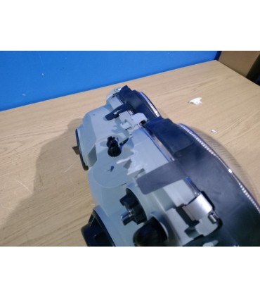 BY FARO DCH PARA MERCEDES CLASE E W210 99-02 R017073C1