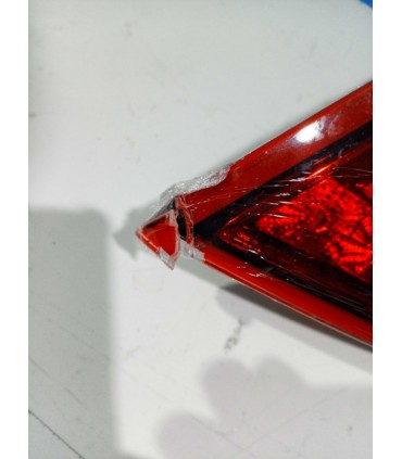 CX PILOTOS MERCEDES CLASE C W204 SEDAN 07-11 LIGHT BAR ROJO CROMO R148181C1