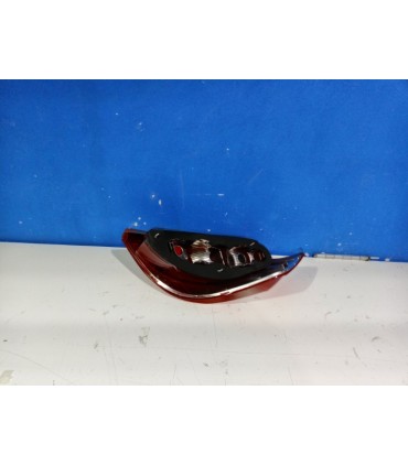 HG PILOTO IZQ MERCEDES CLASE A W169 04-08 BLANCO ROJO R013237C1