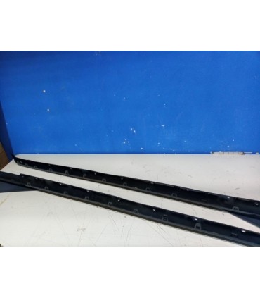 DW TALONERAS BMW F40 19- LOOK M TECH NEGRO BRILLO C011643C1