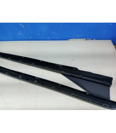 DW TALONERAS BMW F40 19- LOOK M TECH NEGRO BRILLO C011643C1